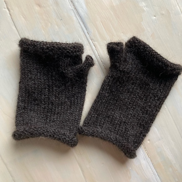 100% Alpaca Fingerless Gloves Handmade to order Unisex - Picture 8 of 13